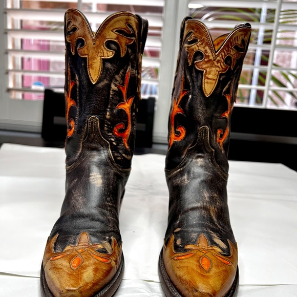 Lucchese 1883 Women's Distressed Cowboy Boot - Picture 2 of 9